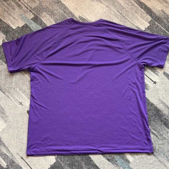 Alo Yoga Men's Size XXL Purple Idol Performance Polyester T Shirt - Picture 9 of 9